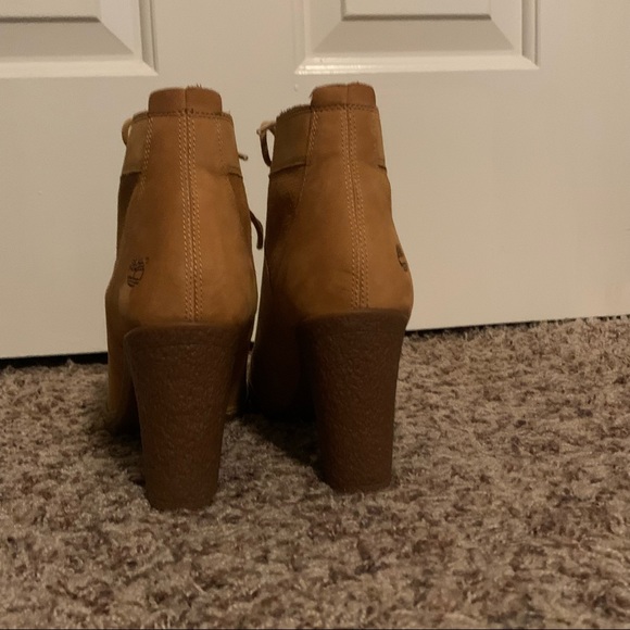 Timberland Chunky Heel Boots - Picture 4 of 6